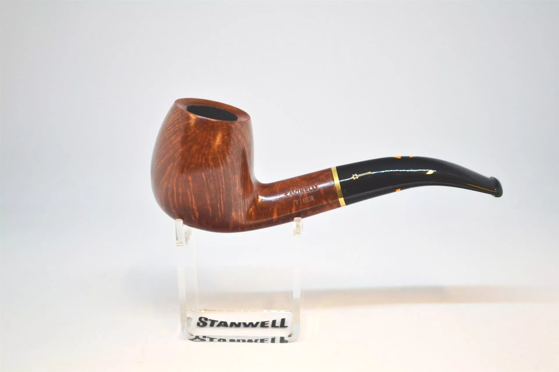Oscar Tiger smooth model Nr 677
